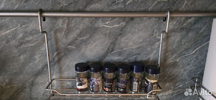 Полка под баночки под специи
