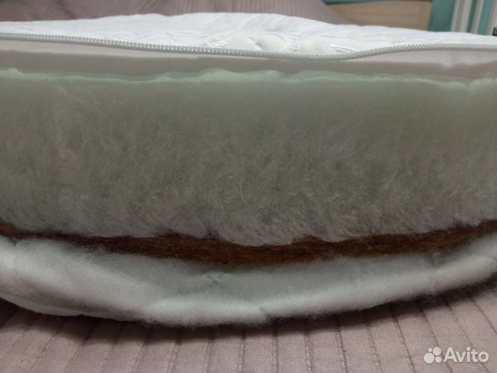 Матрас детский в круглую кроватку