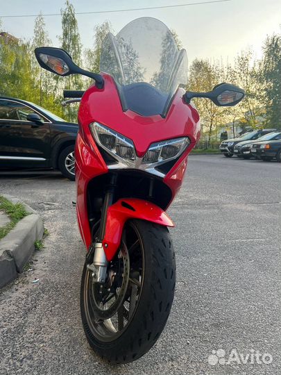 Honda VFR 2014