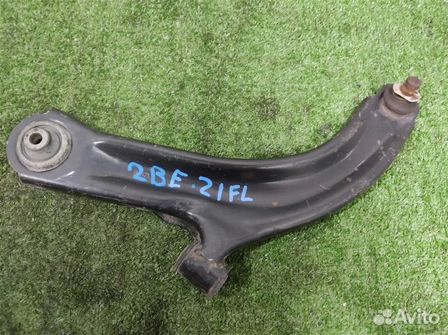 Рычаг передний правый нижний Renault Clio 3 2006