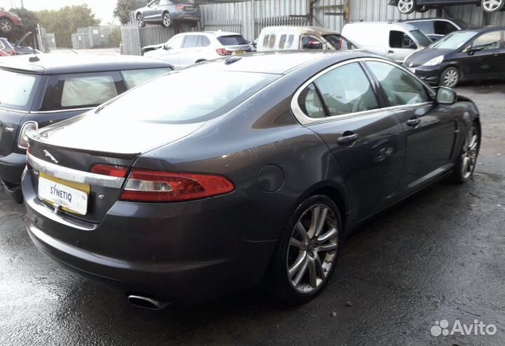 Разбирается jaguar XF 2010 г. 3.0 306DT