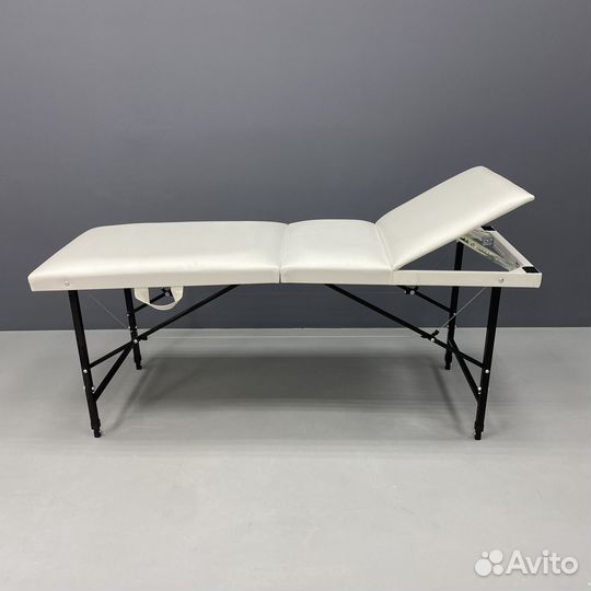 Кушетка косметологическая трехсекционная