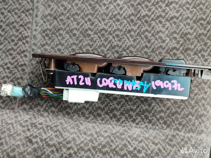 Блок управления стеклоподъемниками Toyota Corona