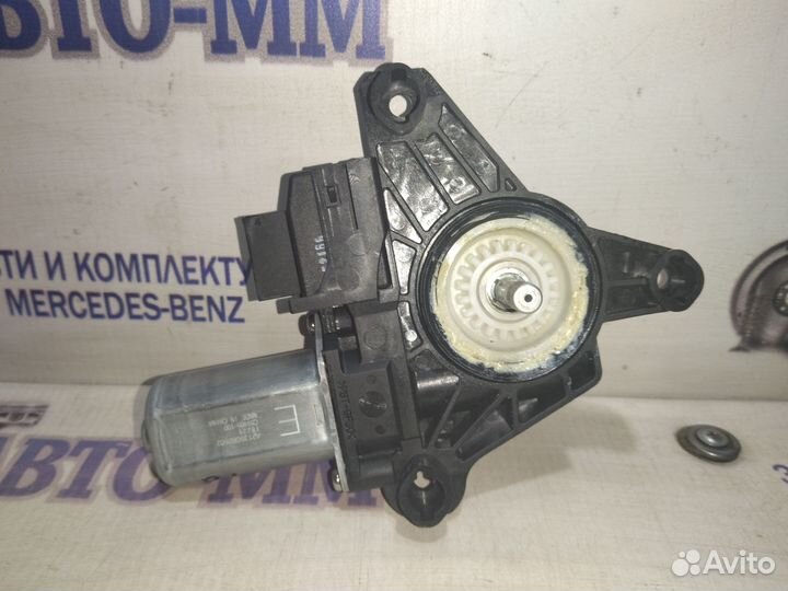 Привод стеклоподъёмника левого Мерседес глц W253