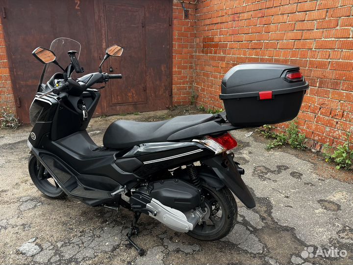 Скутер Quantum 125 (50)