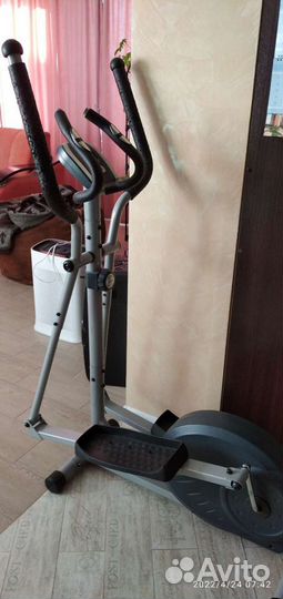 Эллиптический тренажер torneo