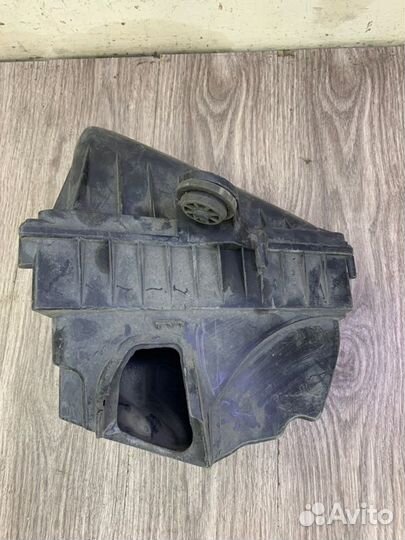 Корпус воздушного фильтра Ford Mondeo qxba