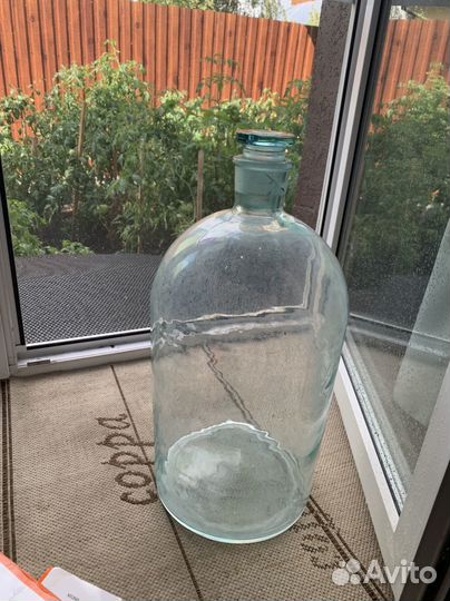 Бутылка стеклянная 10 литров