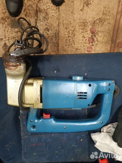 Электроножницы по металлу