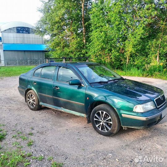 Skoda Octavia 1.6 МТ, 1998, 307 000 км