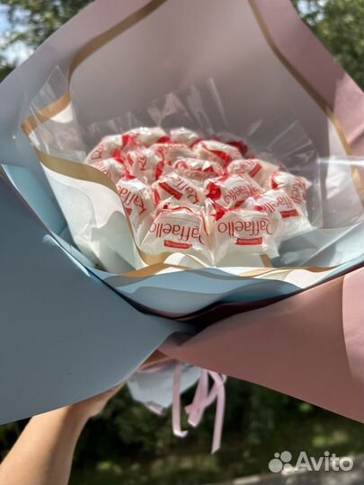 Букет из конфет рафаэлло/ мужские букеты