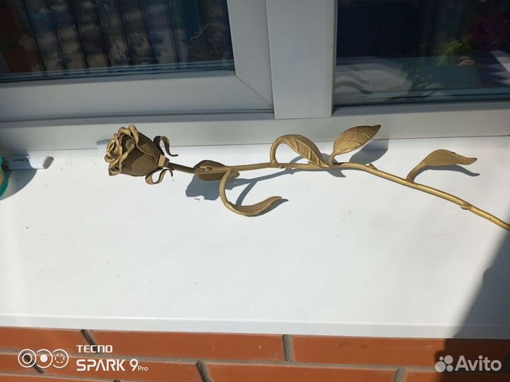 Продам кованую розу