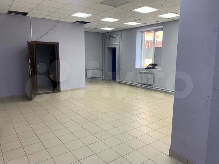 Торговая площадь, 99 м²