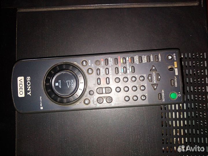 Видео проигрыватель Sony SLV-E570EE