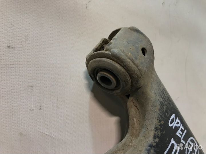 Рычаг подвески передний правый Opel Astra G Z16XE