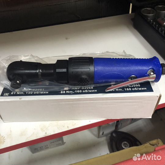 Трещётка пневматическая 1/2