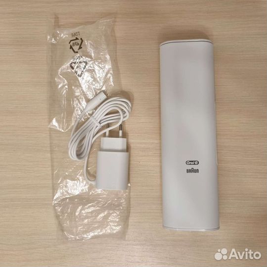 Зарядный чехол футляр к щётке Braun Oral b genius