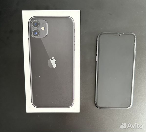 Телефон iPhone 11