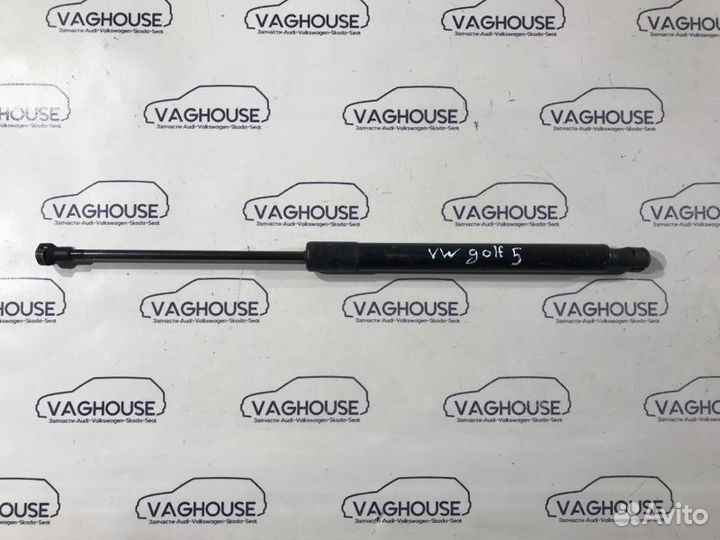 Амортизатор багажника Volkswagen Golf MK5 2006