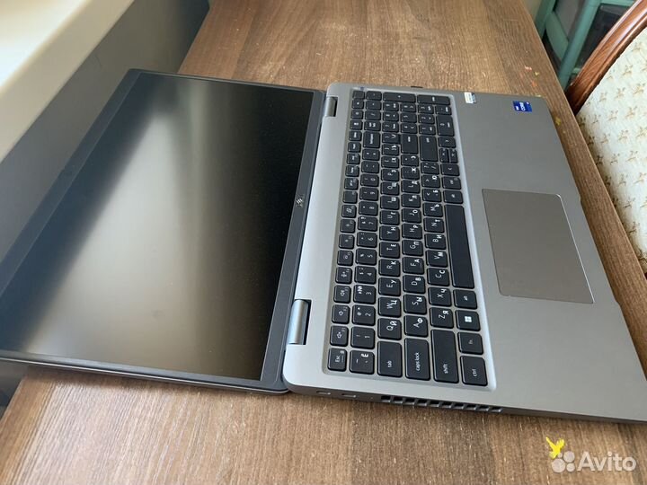 Ноутбук dell latitude 5540