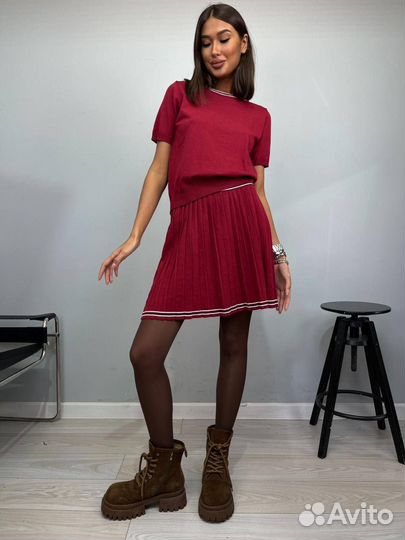 Костюм женский