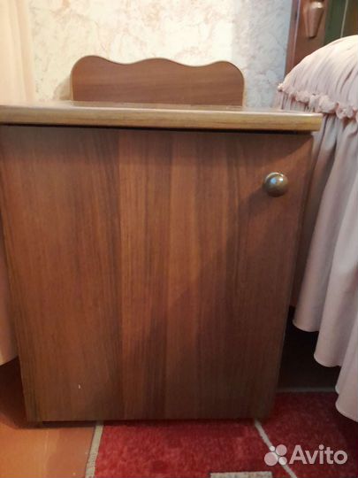 Тумбочка прикроватная бу 2 шт