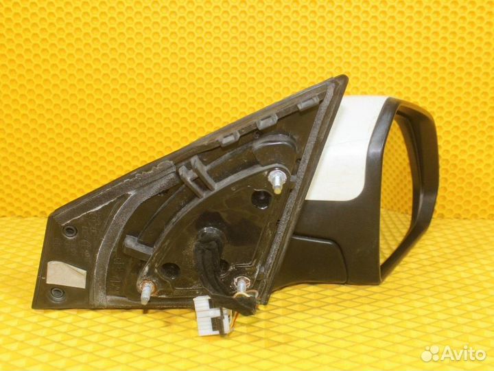 Зеркало правое Hyundai Sonata