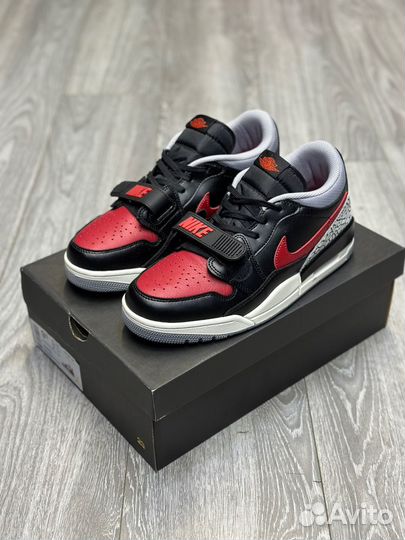 Кроссовки Nike air Jordan