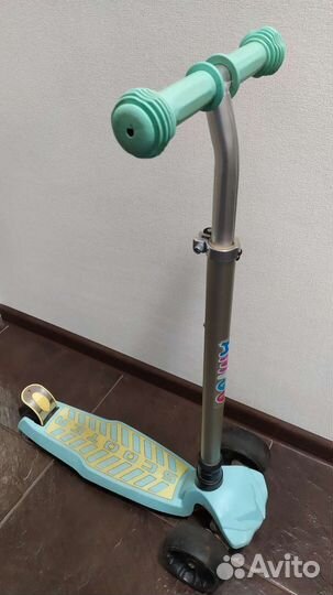 Самокат трехколесный с широкими колесами