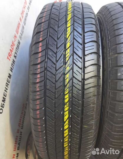 Dunlop Grandtrek ST20 215/60 R17 96H