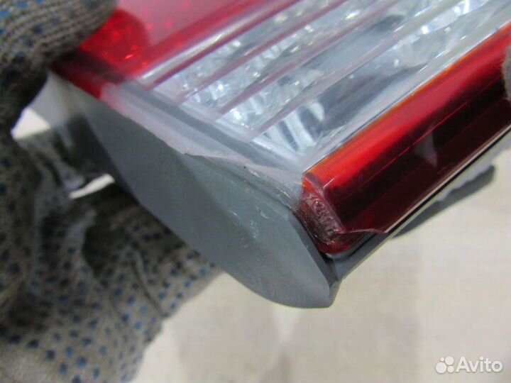 Фонарь задний внутренний левый Kia Sorento XM