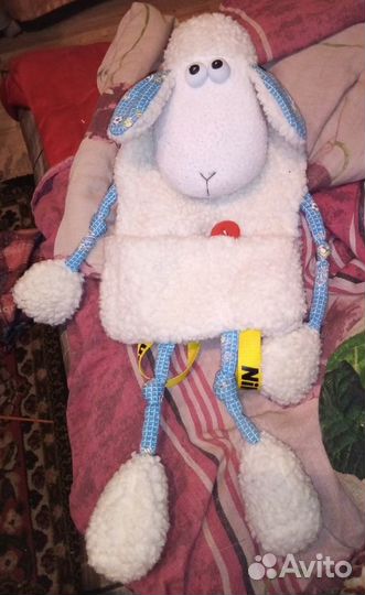 Рюкзак,стрелялка,погремушки,трещетка,тамагочи