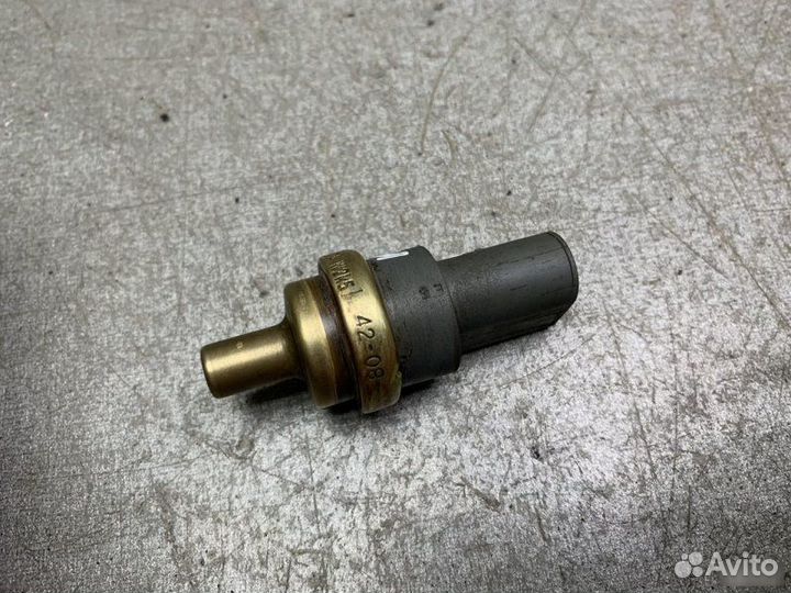 Датчик температуры Volkswagen Caddy 3 1.9 BLS 2008