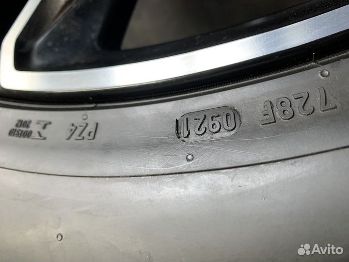 Pirelli P Zero PZ4 275/45 R21 107Y