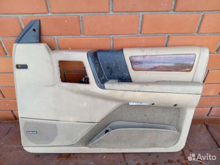 Дверная обшивка передняя на джип гранд чероки 52