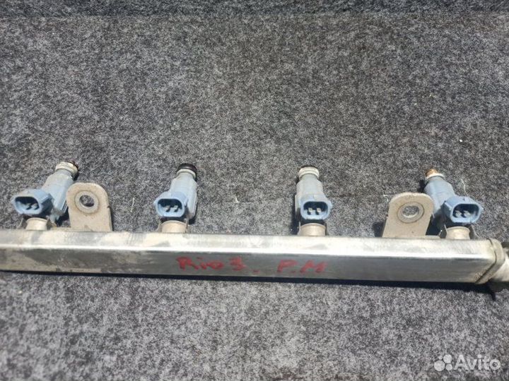 Форсунка топливная Kia Rio QB G4FC 2012Г