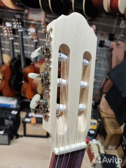 Классическая гитара Kremona S65C Green Globe