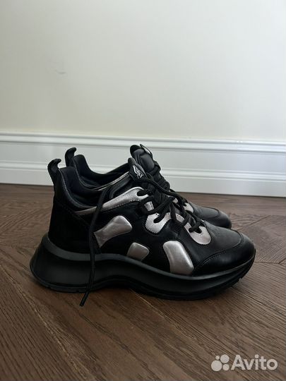 Кроссовки Hogan