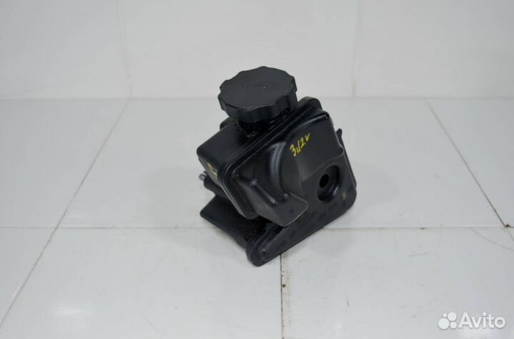 Бачок гидроусилителя Mercedes-Benz R-Class W251