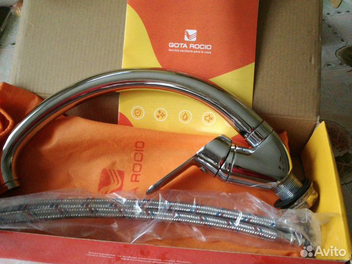 Смеситель для раковины