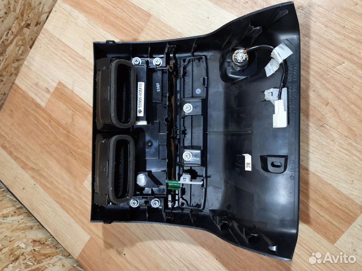 Блок управления климат-контролем задний TLC 200 toyota Land Cruiser 200 (2012-2015)