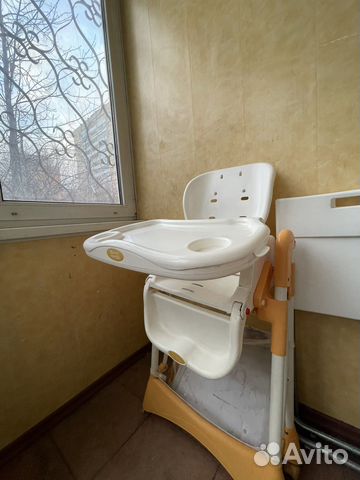 Детский стульчик для кормления