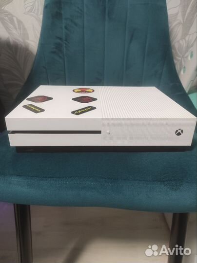 Игровая консоль xbox one s 1tb