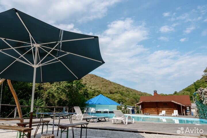 Гостиница. База отдыха на Море. Земля 4 Га