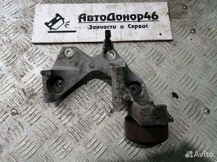 Кронштейн генератора Nissan Juke F15 HR16DE