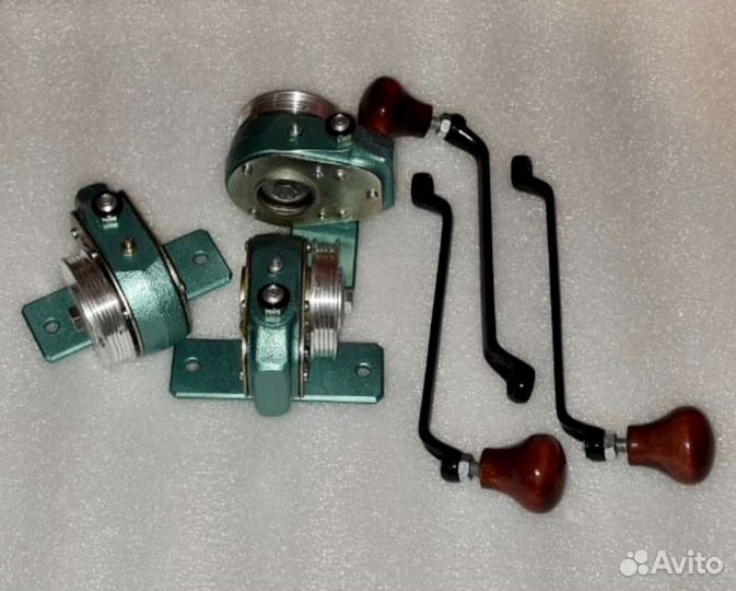 Лебедка ручная червячная