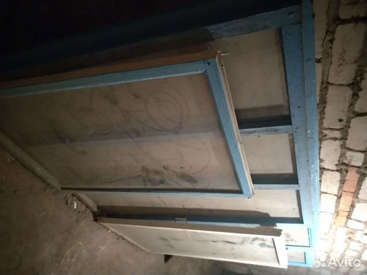 Продам балконные рамы