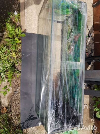 Аквариум в хорошем состоянии 30/42/100 см 126 литр