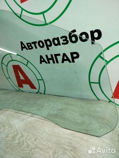 Стекло переднее правое Ford Focus CB4 hhda 2008