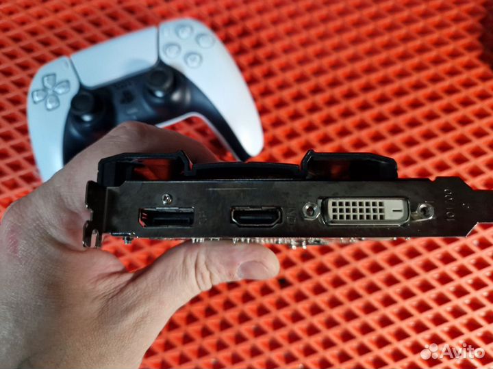 Видеокарта Sapphire AMD Radeon RX 550 pulse OC 204